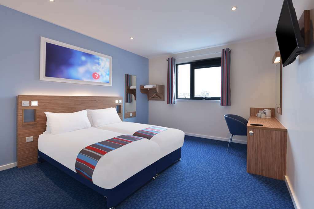 Travelodge Okehampton Whiddon Down Room photo